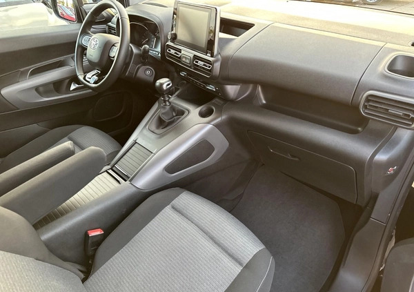 Toyota Proace City Verso cena 104900 przebieg: 76614, rok produkcji 2020 z Janowiec Wielkopolski małe 277